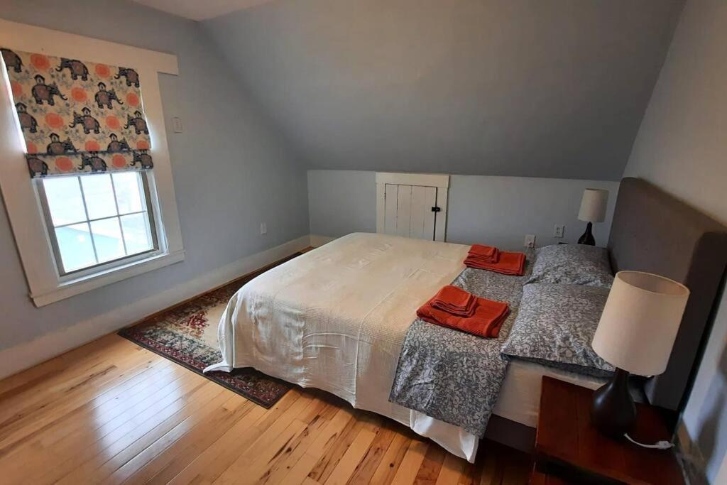 Guest Suite In Historical District Gloucester Exterior foto